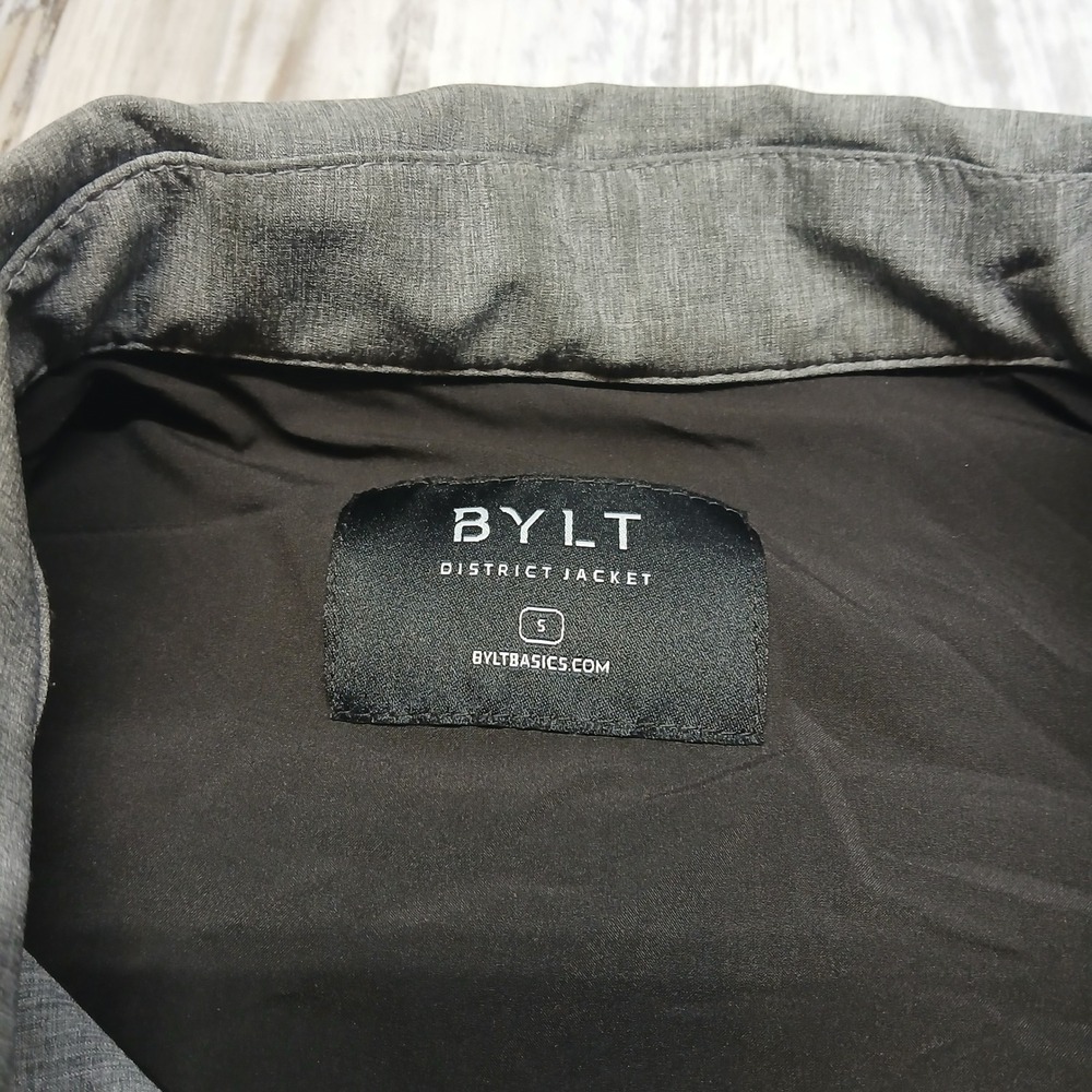 BYLT District Jacket Mens Small Grey‎ Performance Tech Lightweight Snap Front - Picture 3 of 11